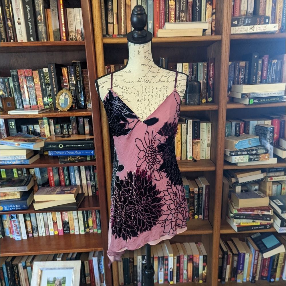 Floral Pink and Black Tank top - Picture 5 of 8